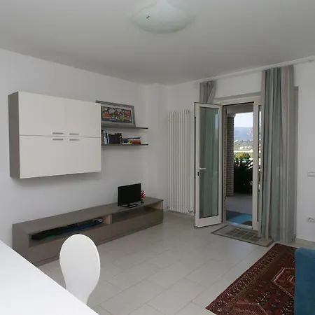 M58 - Marcelli, Nuova Villetta Con Giardino Apartmán *