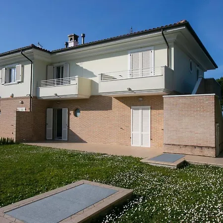 Apartmán M58 - Marcelli, Nuova Villetta Con Giardino Marcelli