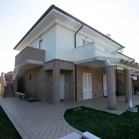 M58 - Marcelli, Nuova Villetta Con Giardino Marcelli