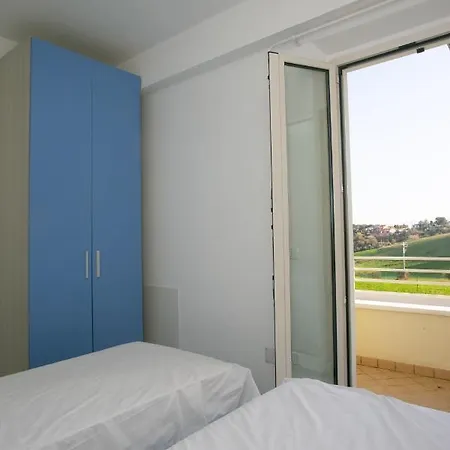 Apartmán M58 - Marcelli, Nuova Villetta Con Giardino